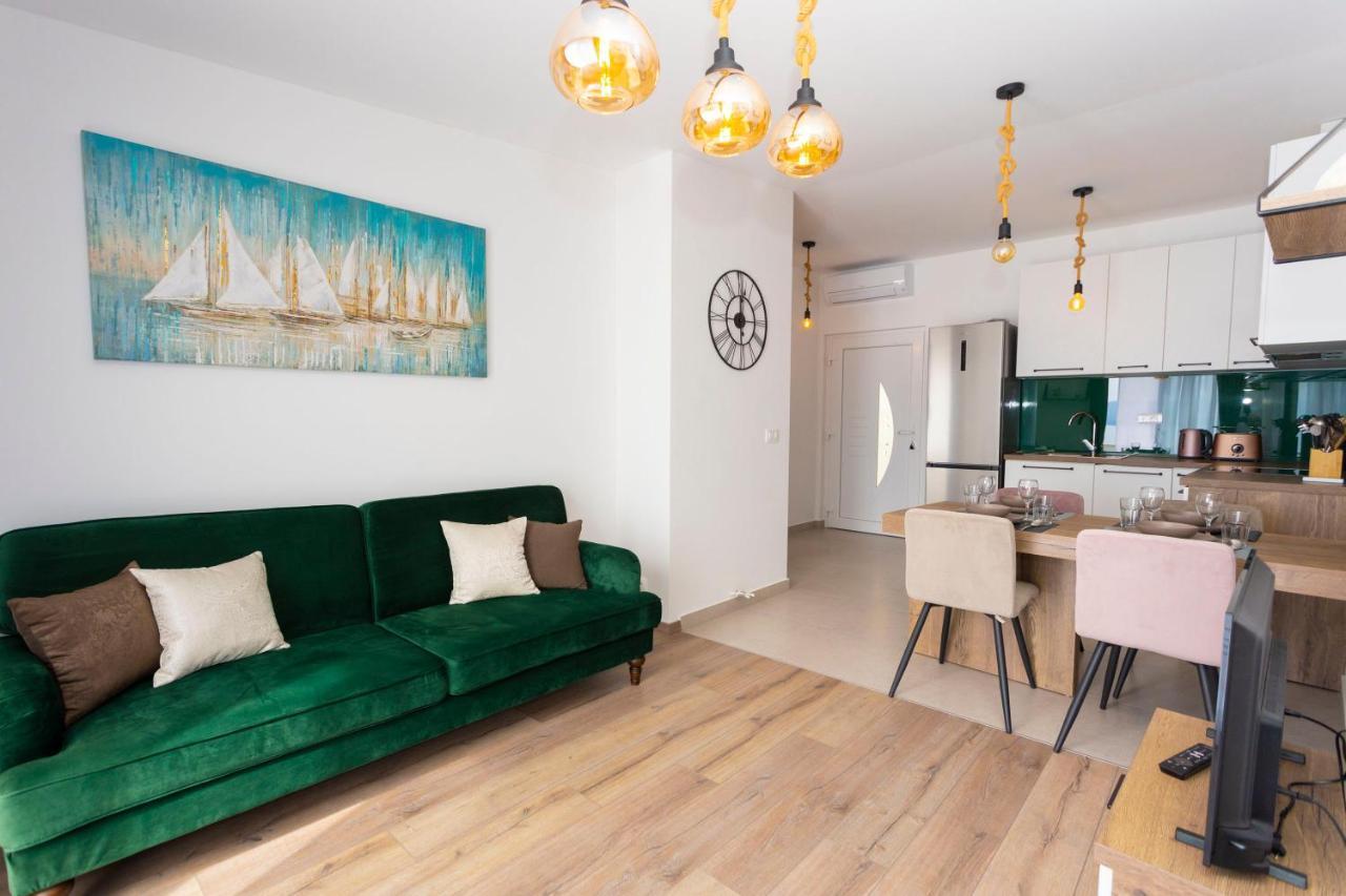 Apartments Jadranko Brela Zewnętrze zdjęcie