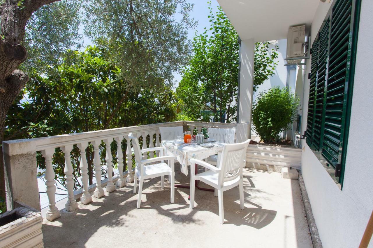Apartments Jadranko Brela Zewnętrze zdjęcie